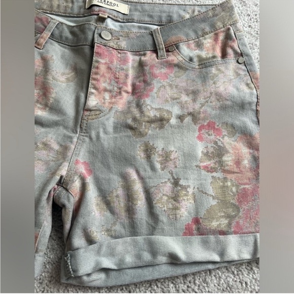 Liverpool Jeans Company - Vintage Floral Jeans - Size 10 - Picture 4 of 7